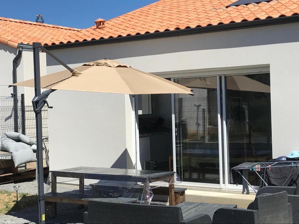 Maison Cosy A 400 M De La Mer! Saint-Vincent-sur-Jard Kültér fotó